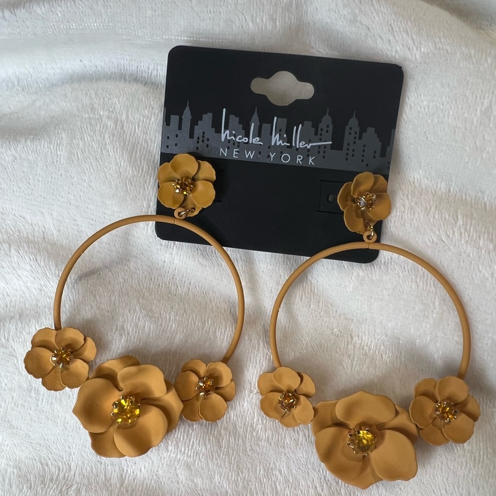 New Nicole Miller Mustard Dangle Hoop Earrings with 3D Flowers